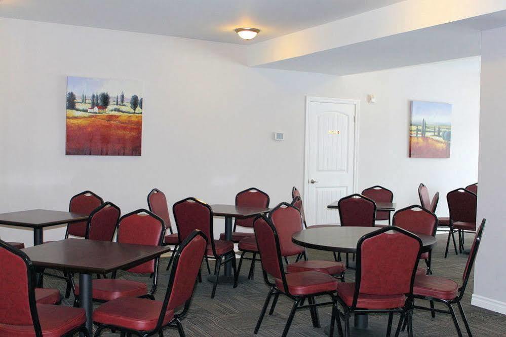Auberge - Motel Le Pigeonnier Farnham Zewnętrze zdjęcie